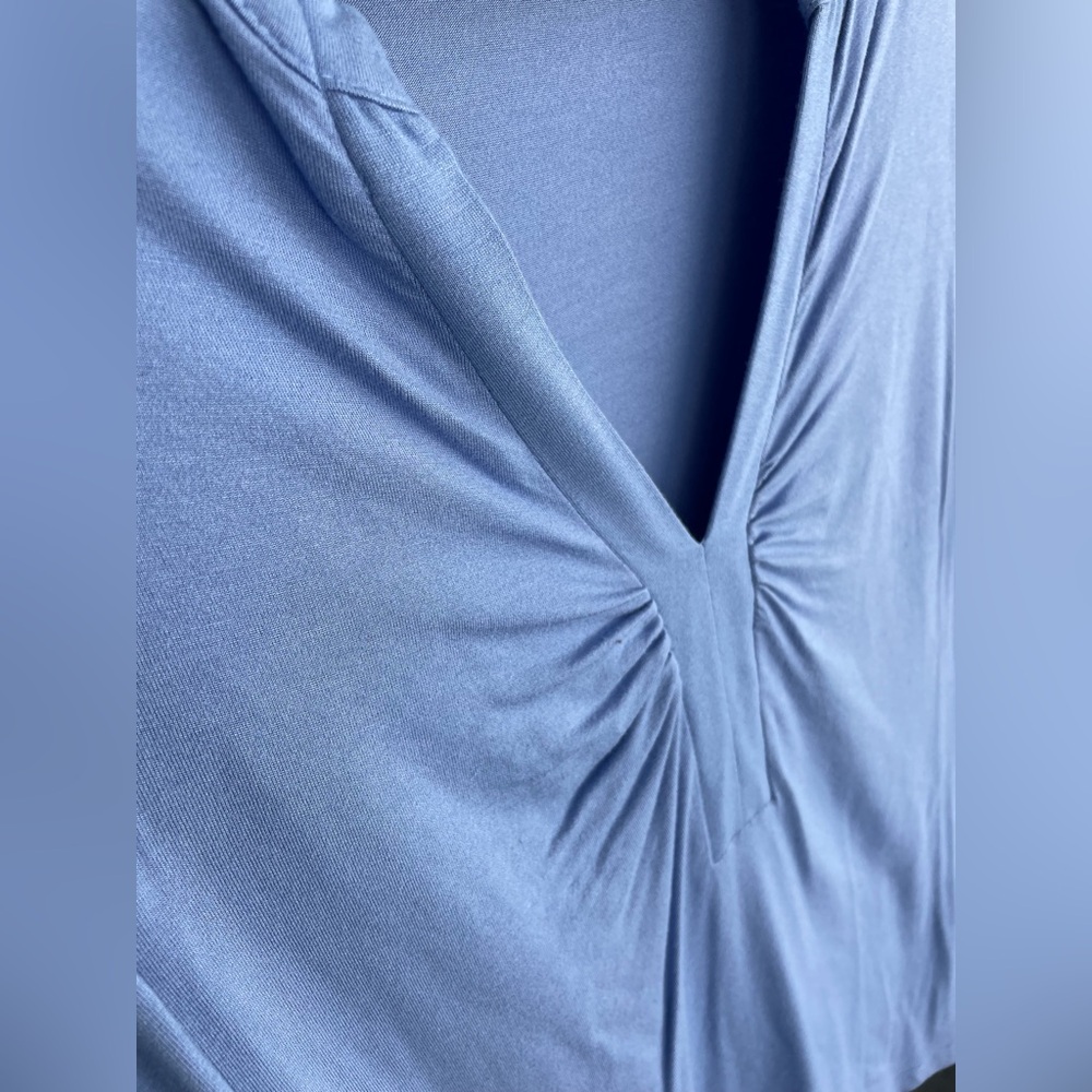 Women's Lascana By Venus Periwinkle V- Neck Top S ✨BRAND NEW✨ - Picture 3 of 9